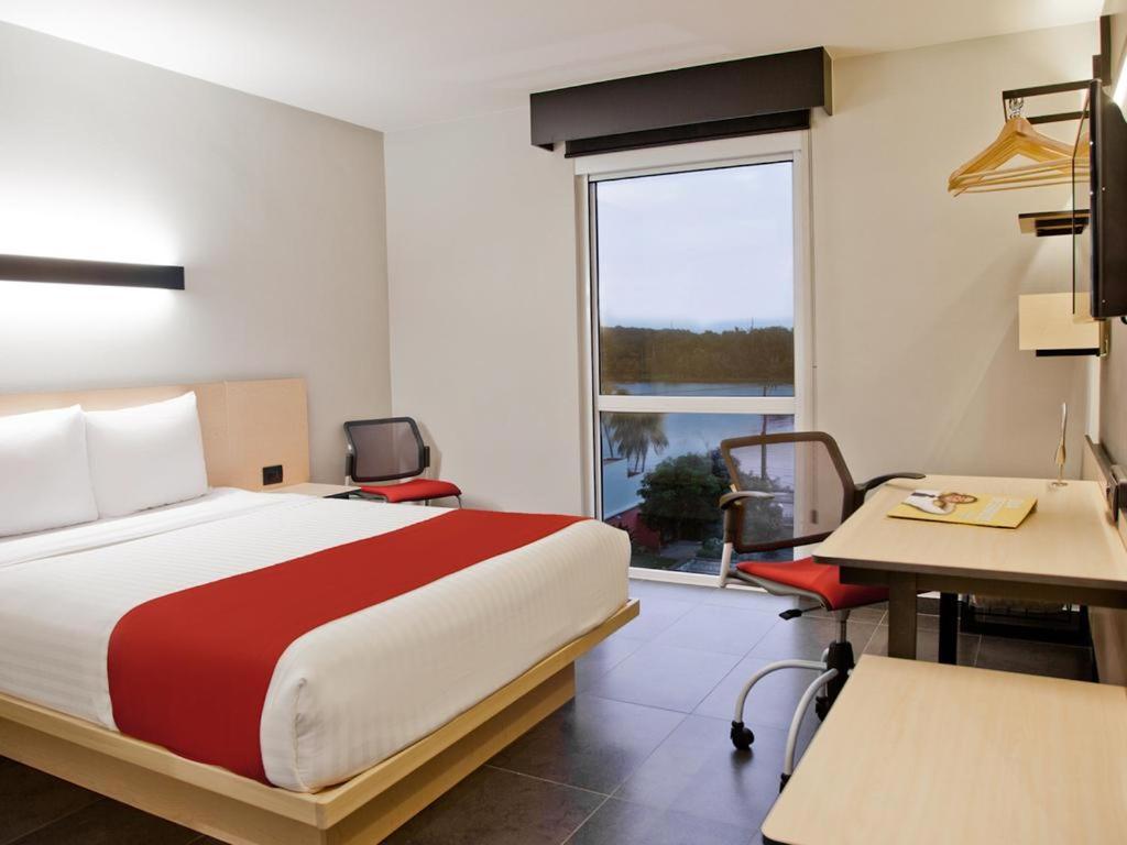 סמורה דה הידאלגו Hotel Best Place Express מראה חיצוני תמונה